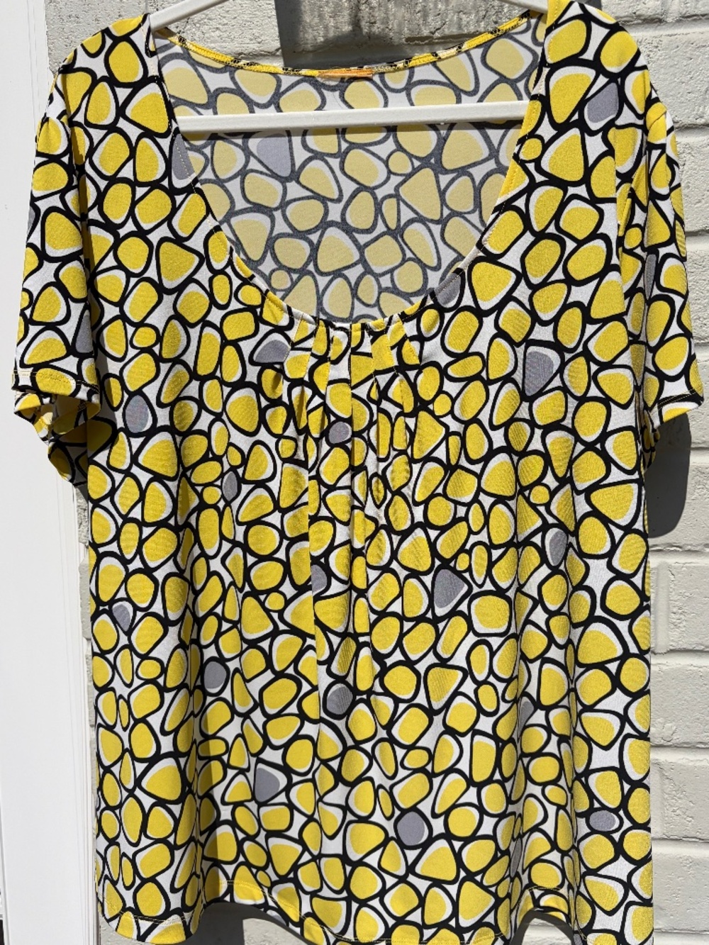 Kasper blouse short sleeve geometric mosaic print yellow